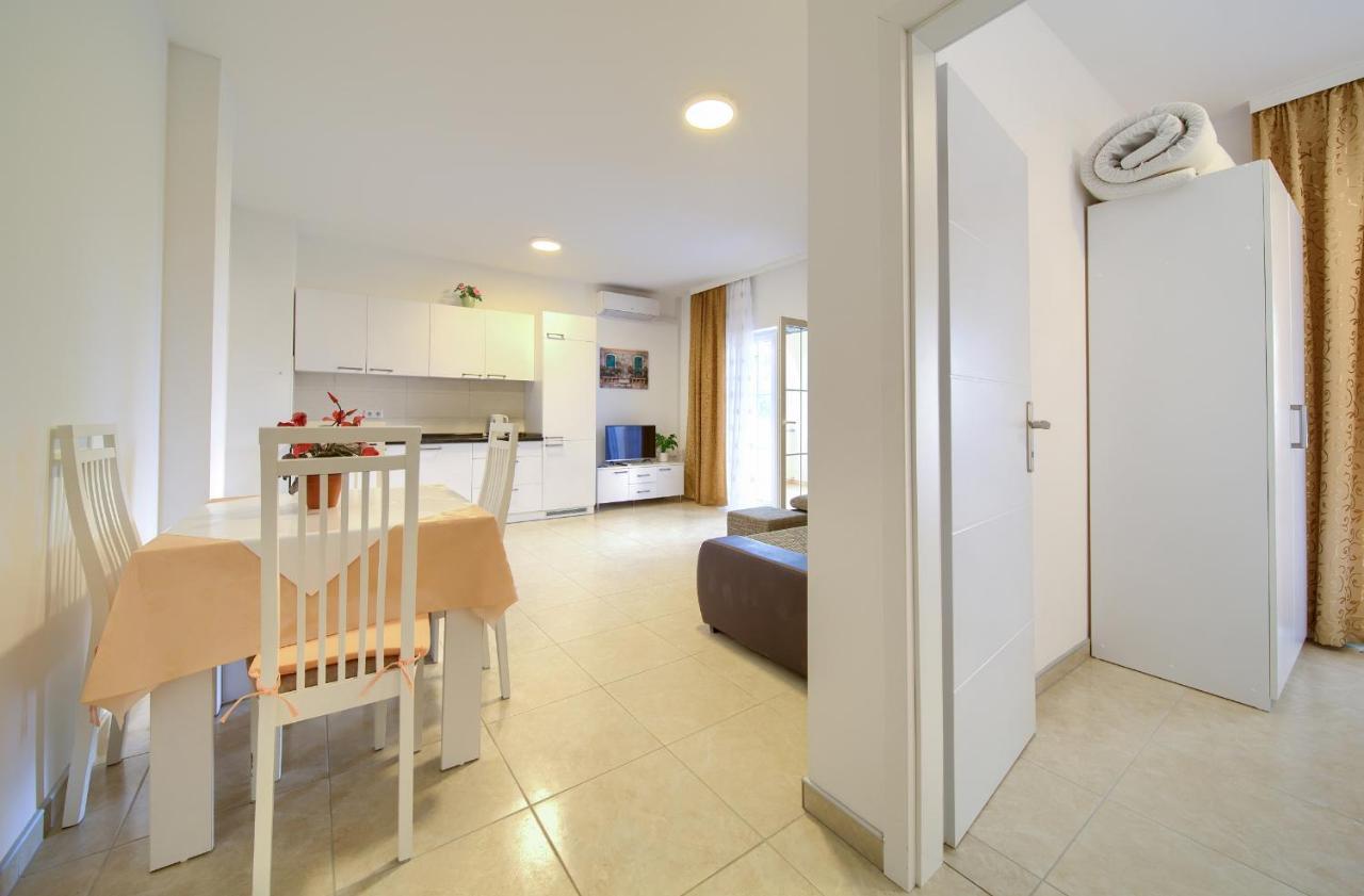 Apartmani Mara Matic مالينسكا المظهر الخارجي الصورة