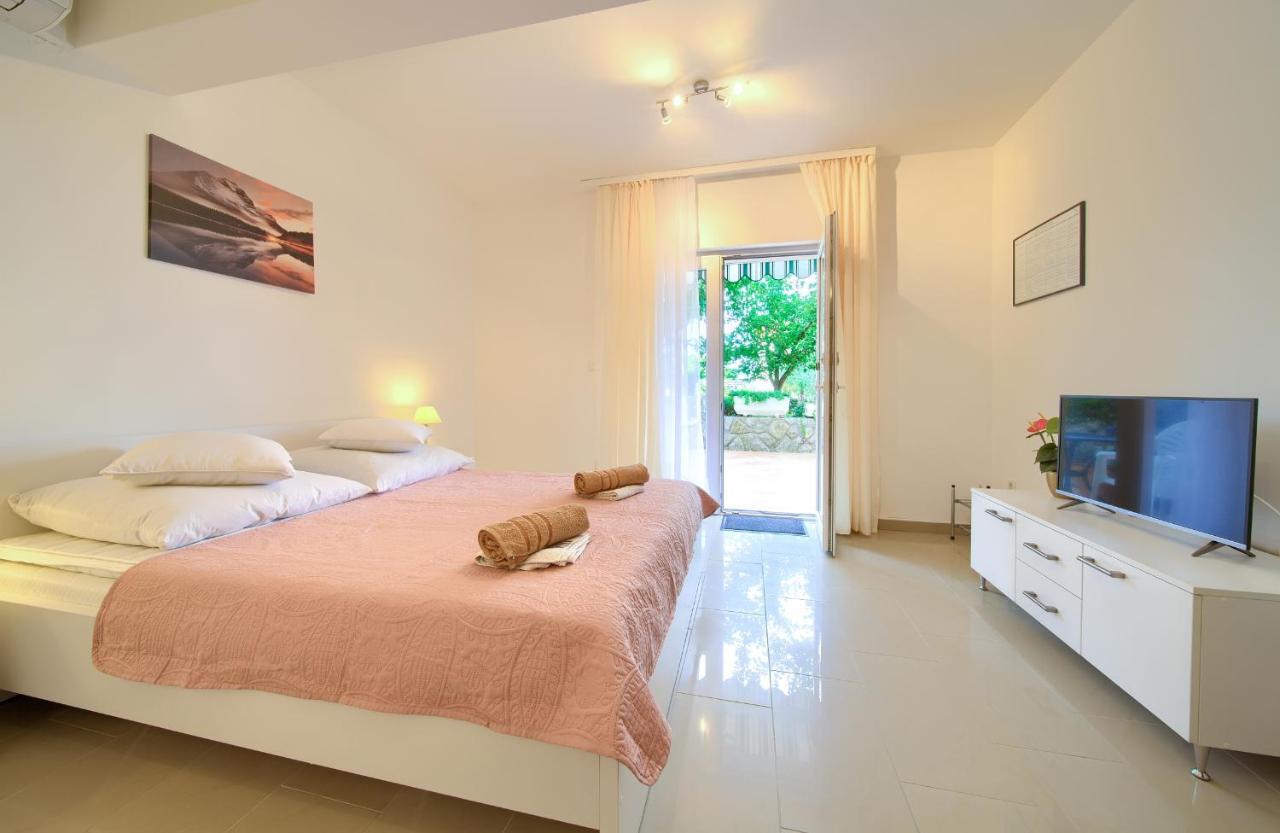 Apartmani Mara Matic مالينسكا المظهر الخارجي الصورة