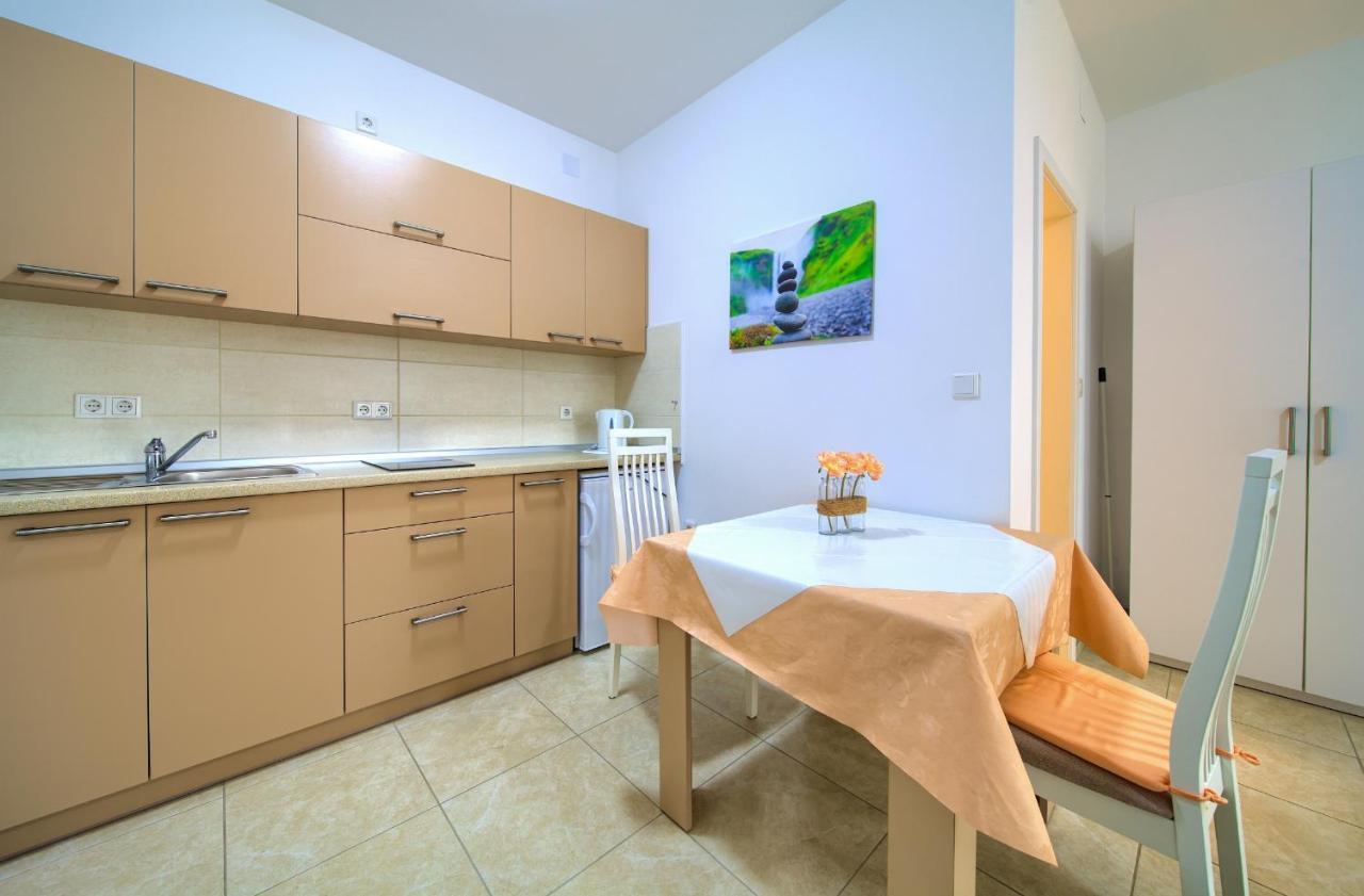 Apartmani Mara Matic مالينسكا المظهر الخارجي الصورة