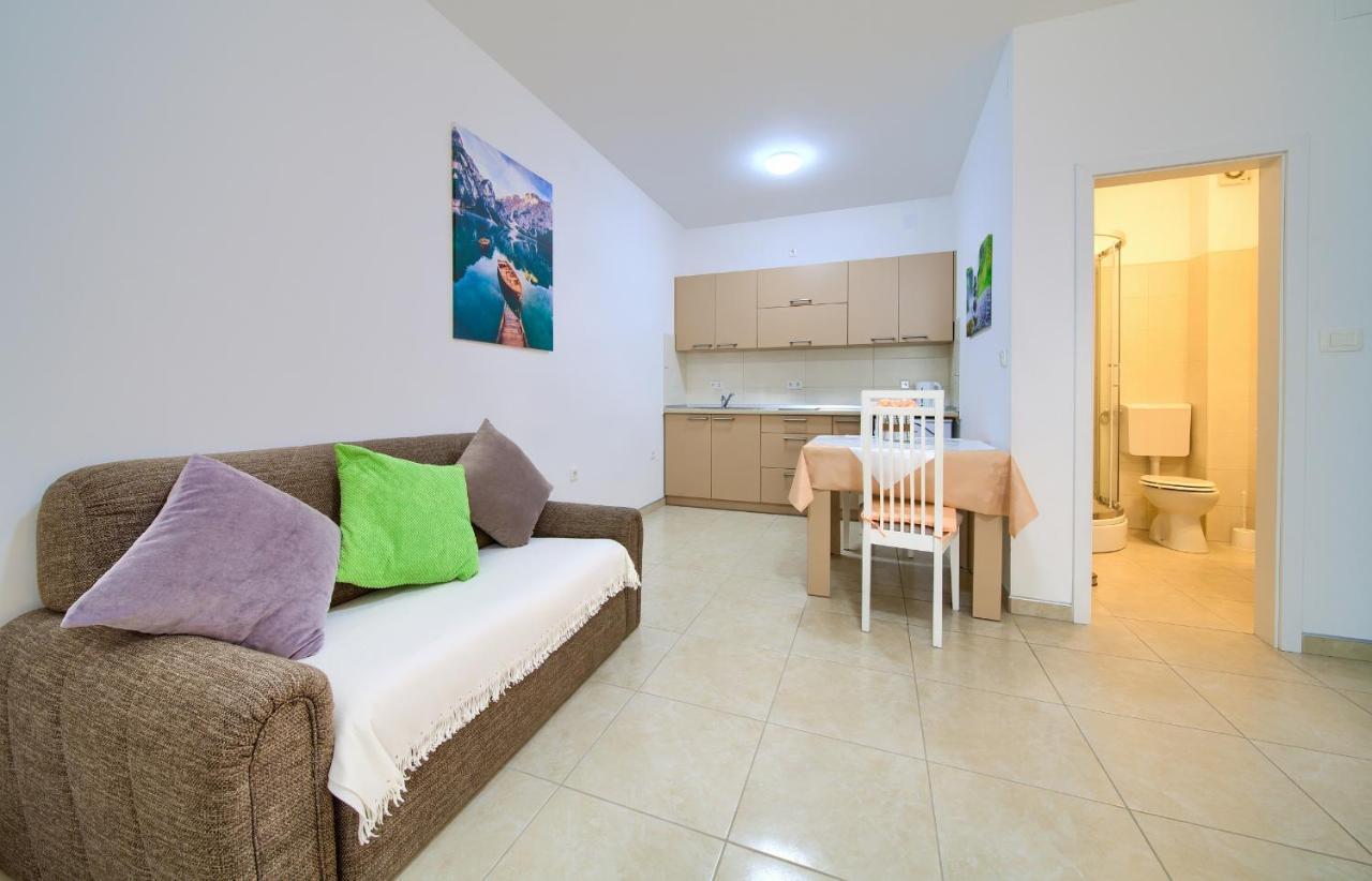Apartmani Mara Matic مالينسكا المظهر الخارجي الصورة