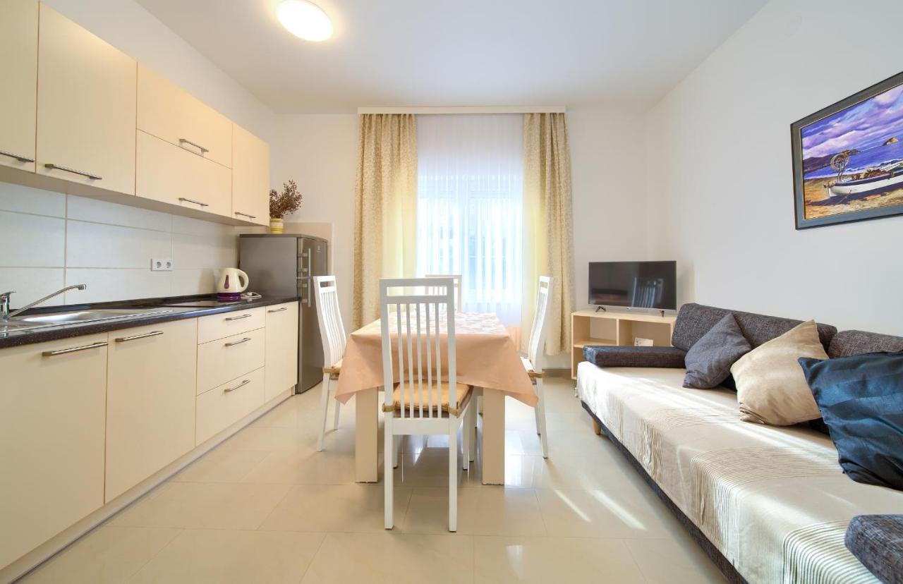 Apartmani Mara Matic مالينسكا المظهر الخارجي الصورة